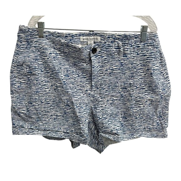 Essentials Womens Blue White Striped Cotton Blend Shorts Size 16W - Picture 1 of 10